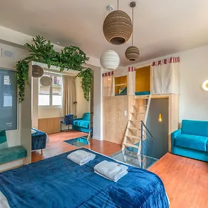 Apartment Sejour Au Taj Proche Tour-eiffel, Paris