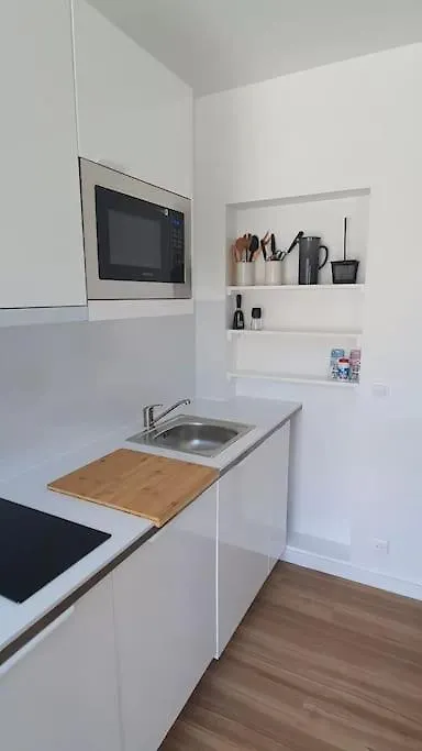 Charmant Nid Au Coeur De Paris France